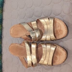 Gold Leather Börn Cork Wedge Sandals - Size 10